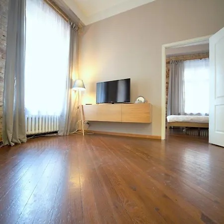 4 Bedroom Old Town ריגה