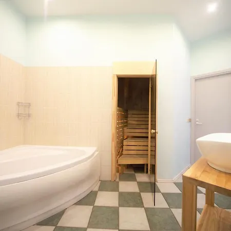 4 Bedroom Old Town Apartment Riga